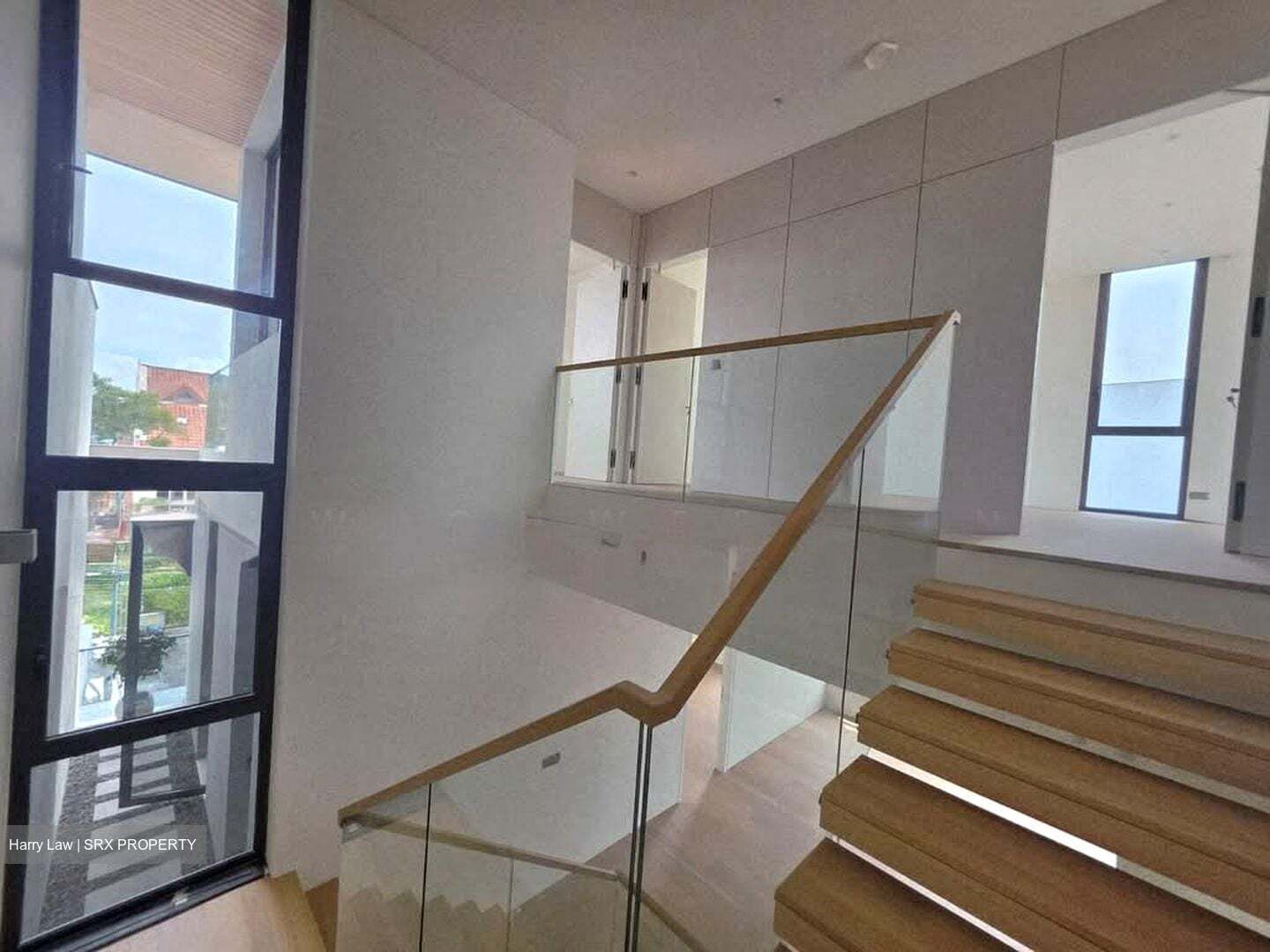 Thomson Ridge Estate (D20), Semi-Detached #559808171